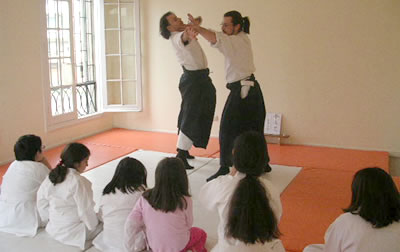 La asociación de Aikido la componen principalmente clubes y colegios que se integran de la región metropolitana a participar de las actividades son actualmente tenemos más de 30 instituciones que pertenecen a la asociación.